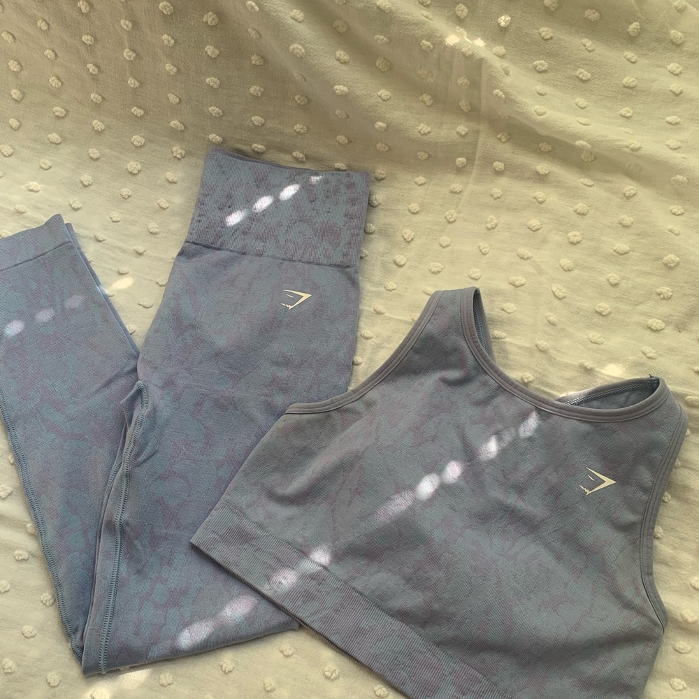 GymShark Seamless Set Butterfly Camo